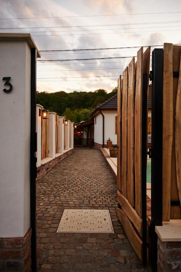 Complex Butoaiele Transilvaniei - Cazare & Spa - Natura - Relaxare Mediaş Dış mekan fotoğraf