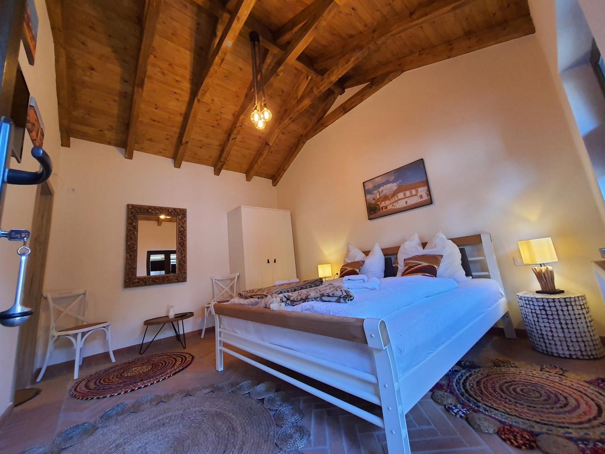 Complex Butoaiele Transilvaniei - Cazare & Spa - Natura - Relaxare Mediaş Dış mekan fotoğraf