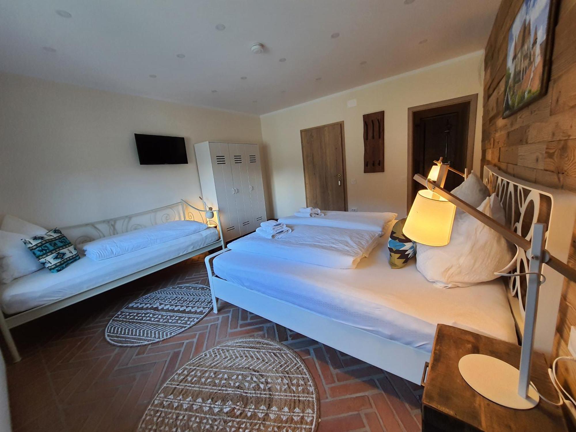 Complex Butoaiele Transilvaniei - Cazare & Spa - Natura - Relaxare Mediaş Dış mekan fotoğraf